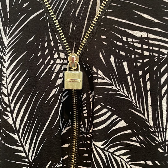 Michael Michael Kors NWOT Blouse - Picture 6 of 8